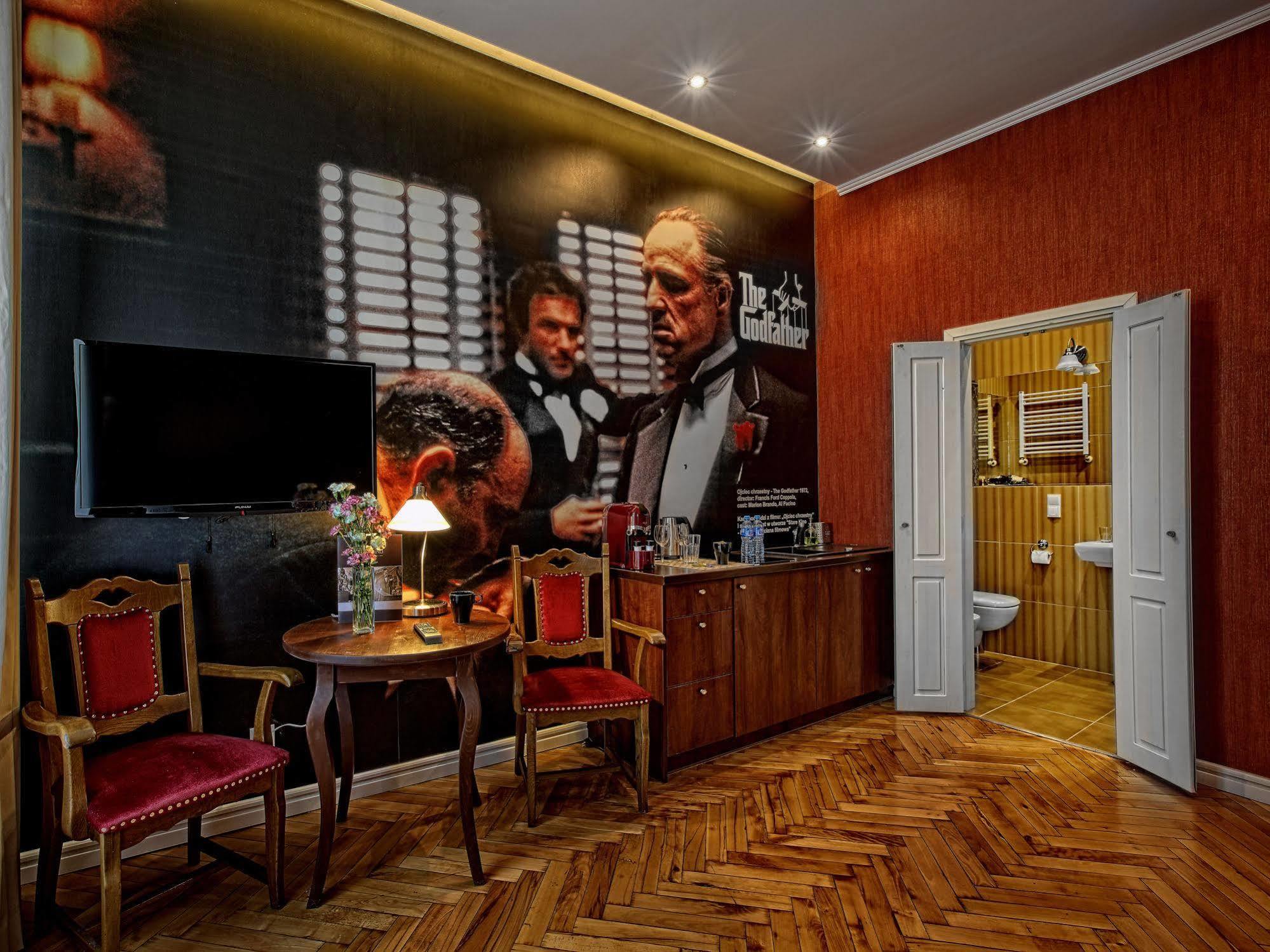 Stare Kino Cinema Residence Λοτζ Εξωτερικό φωτογραφία